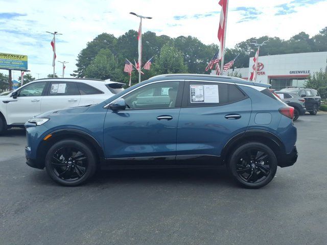 Used 2024 Buick Encore GX Sport Touring AWD/4WD image 3
