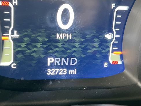 Used 2022 Jeep Wrangler Unlimited Sahara image 12