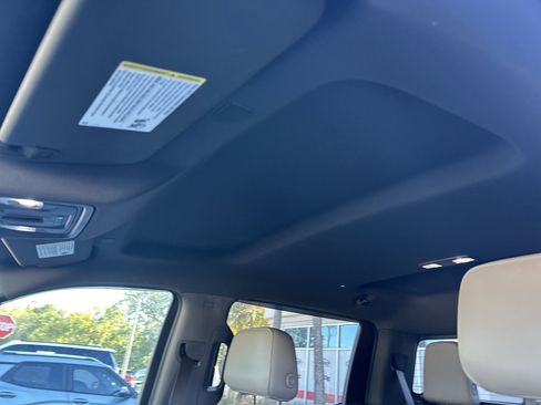 Used 2019 GMC Sierra 1500 SLT w/ SLT Premium Package image 15