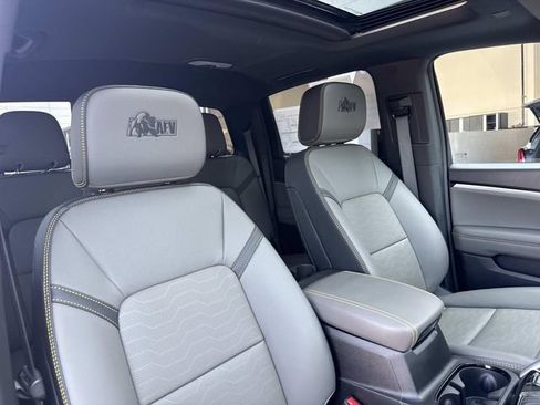 Used 2026 Chevrolet Colorado ZR2 w/ ZR2 Bison Edition AWD/4WD image 23