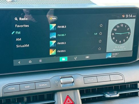 New 2025 Kia K4 LXS image 14