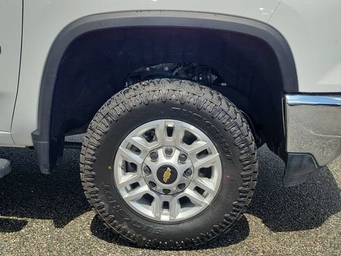 Certified 2025 Chevrolet Silverado 2500 LT w/ Convenience Package AWD/4WD image 6