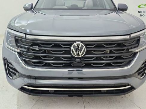 Used 2026 Volkswagen Atlas Cross Sport SEL Premium R-Line AWD/4WD image 8