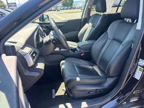 Used 2024 Subaru Outback Onyx Edition XT AWD/4WD image 10