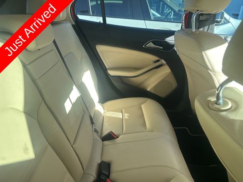 Certified 2019 Mercedes-Benz GLA 250 image 15