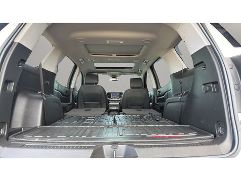 Used 2023 GMC Acadia AT4 w/ Technology Package AWD/4WD image 18