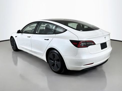 Used 2023 Tesla Model 3 Standard Range RWD image 5