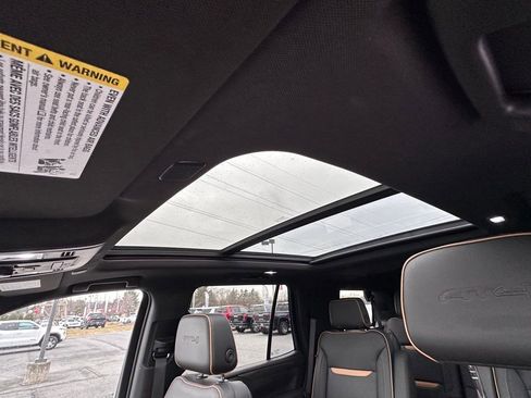 Certified 2023 GMC Yukon AT4 w/ AT4 Premium Package AWD/4WD image 39