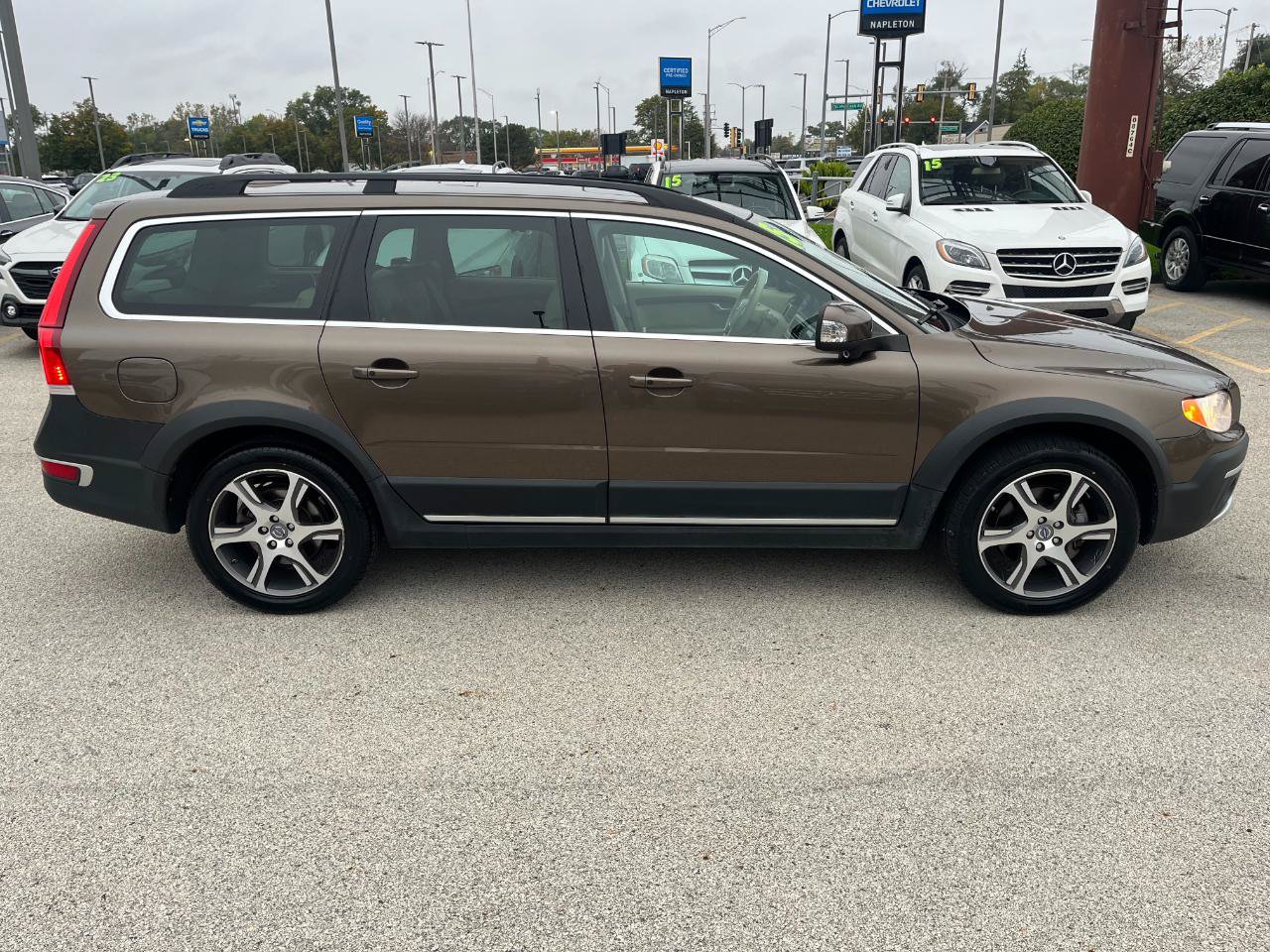 Used 2015 Volvo XC70 T6 Premier Plus AWD/4WD image 6