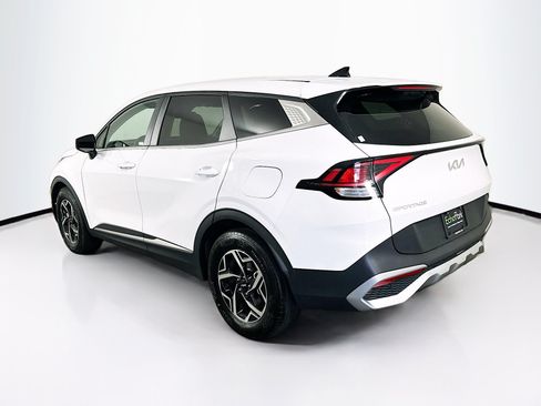 Used 2025 Kia Sportage LX FWD image 5