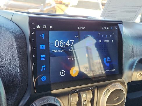 Used 2013 Jeep Wrangler Unlimited Sport image 19