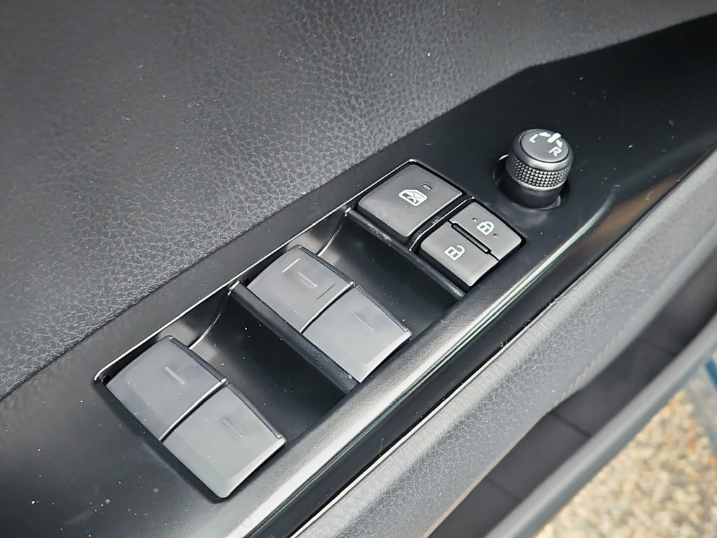 New 2027 Toyota Camry SE w/ Convenience Package AWD/4WD image 18