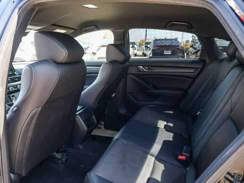 Used 2019 Honda Accord Sport image 17