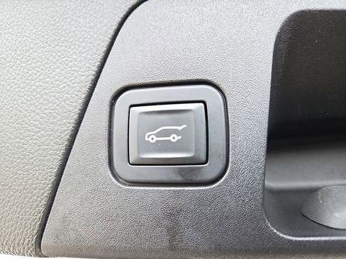 Used 2019 Buick Envision Essence image 31