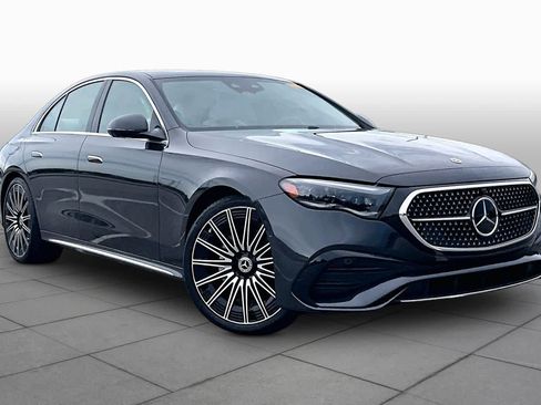 Certified 2025 Mercedes-Benz E 350 4MATIC Sedan image 3