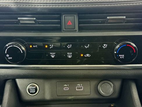 Used 2023 Nissan Rogue S image 15