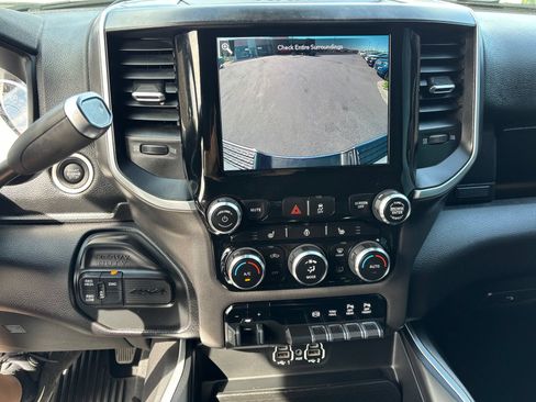 Used 2020 RAM 2500 Big Horn w/ Level 2 Equipment Group AWD/4WD image 18