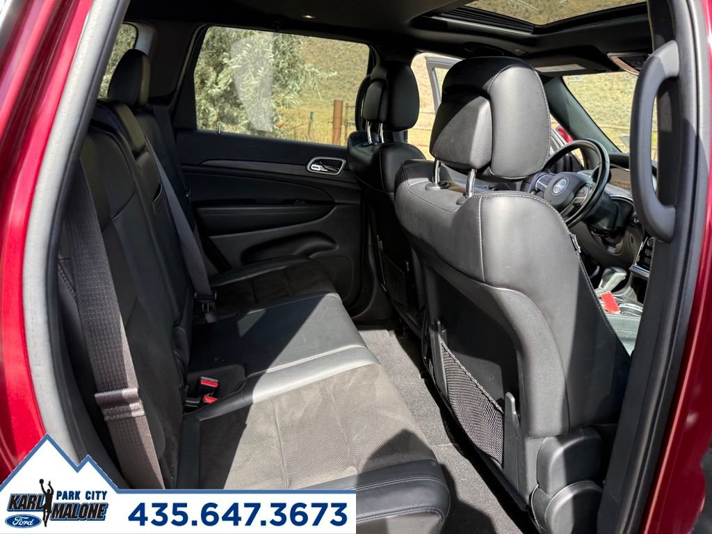 Used 2020 Jeep Grand Cherokee Altitude AWD/4WD image 34