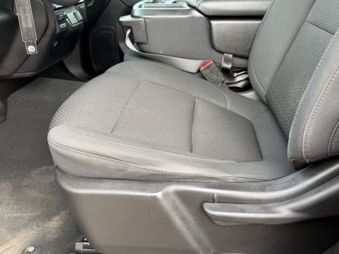 Used 2021 Chevrolet Silverado 1500 Custom Trail Boss w/ LPO, Dark Essentials Package AWD/4WD image 13