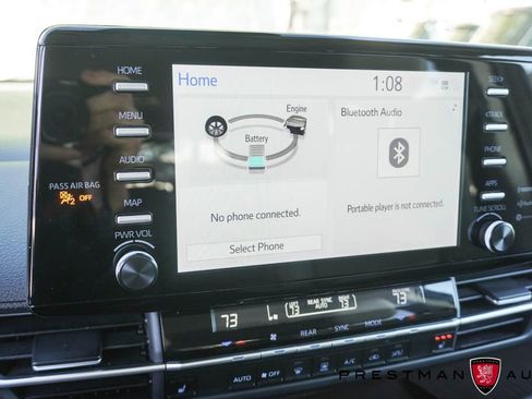 Used 2024 Toyota Sienna XLE image 32