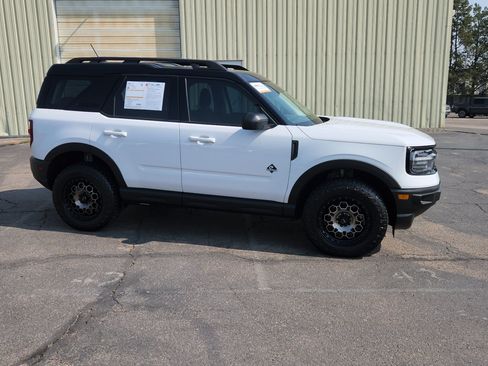 Certified 2023 Ford Bronco Sport Outer Banks w/ Tech Package AWD/4WD image 12