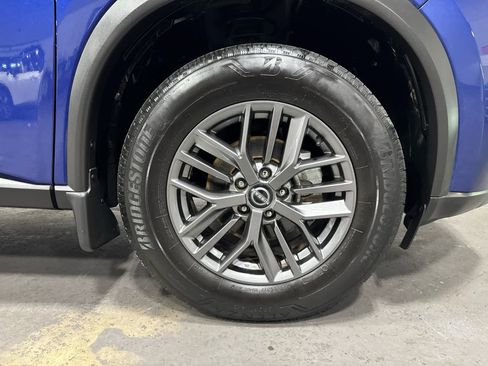 Used 2023 Nissan Rogue S image 31