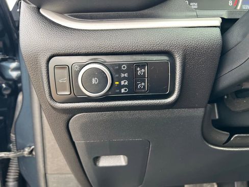 Used 2023 Ford Explorer XLT w/ Equipment Group 202A image 46