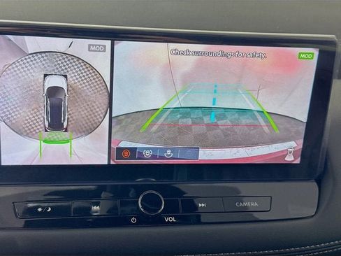 New 2026 Nissan Rogue Platinum image 14