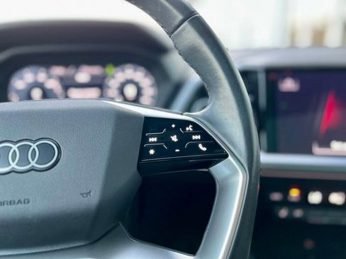 Used 2024 Audi Q4 e-tron Premium image 20