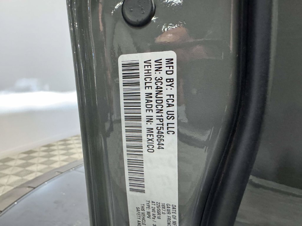 Used 2023 Jeep Compass Limited AWD/4WD image 32