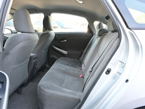 Used 2010 Toyota Prius One image 15