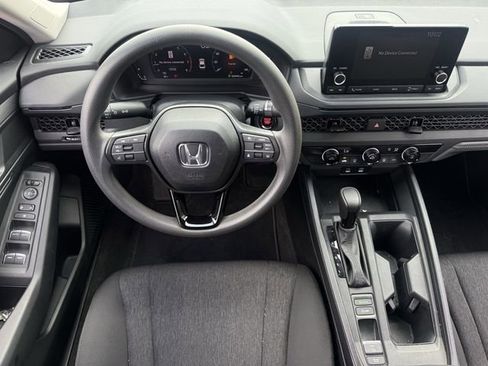 Used 2025 Honda Accord LX image 11