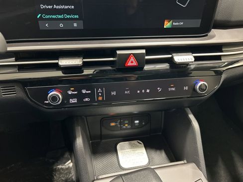 New 2026 Kia Sportage EX w/ EX Panorama Roof Package image 19