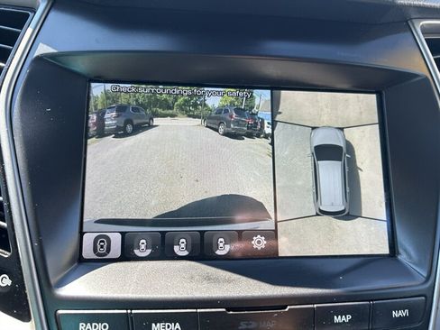 Used 2019 Hyundai Santa Fe XL AWD/4WD image 15