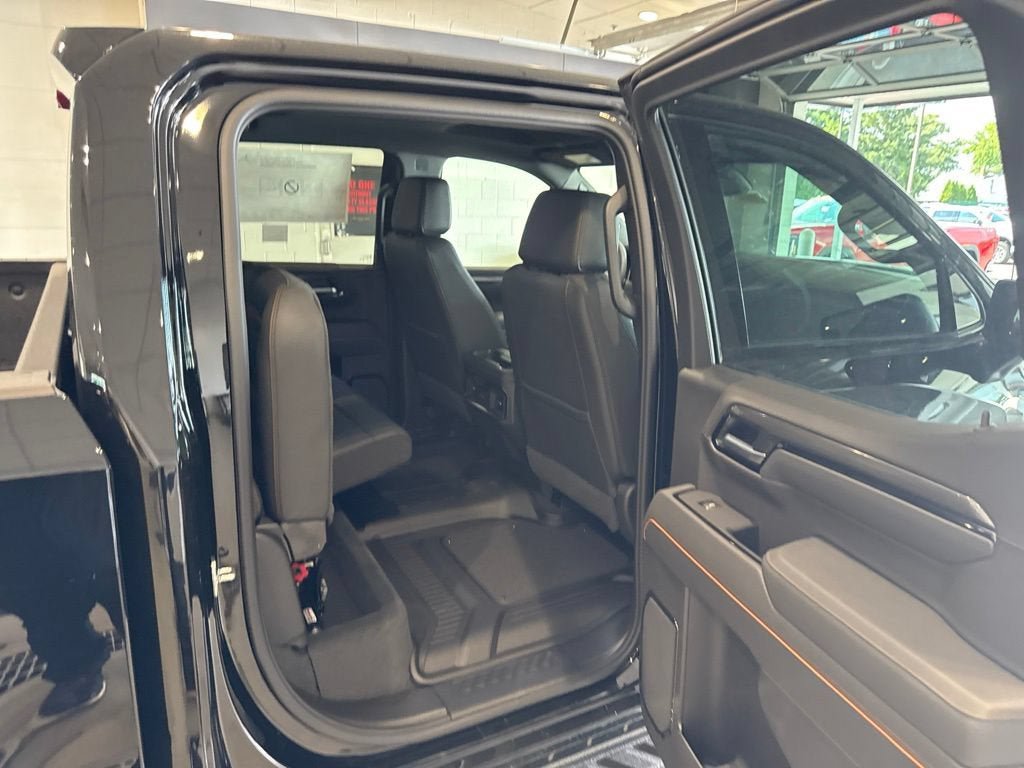 New 2026 GMC Sierra 1500 AT4 w/ AT4 Premium Package AWD/4WD image 16