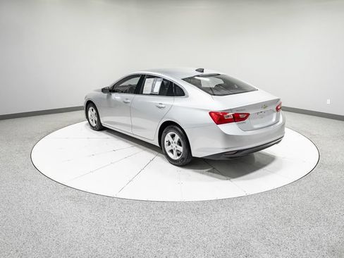 Used 2019 Chevrolet Malibu LS FWD image 30
