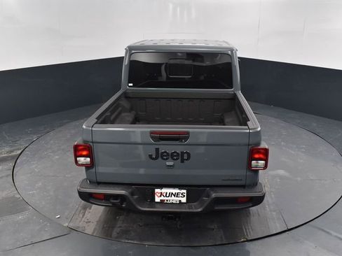 New 2026 Jeep Gladiator Sport image 37