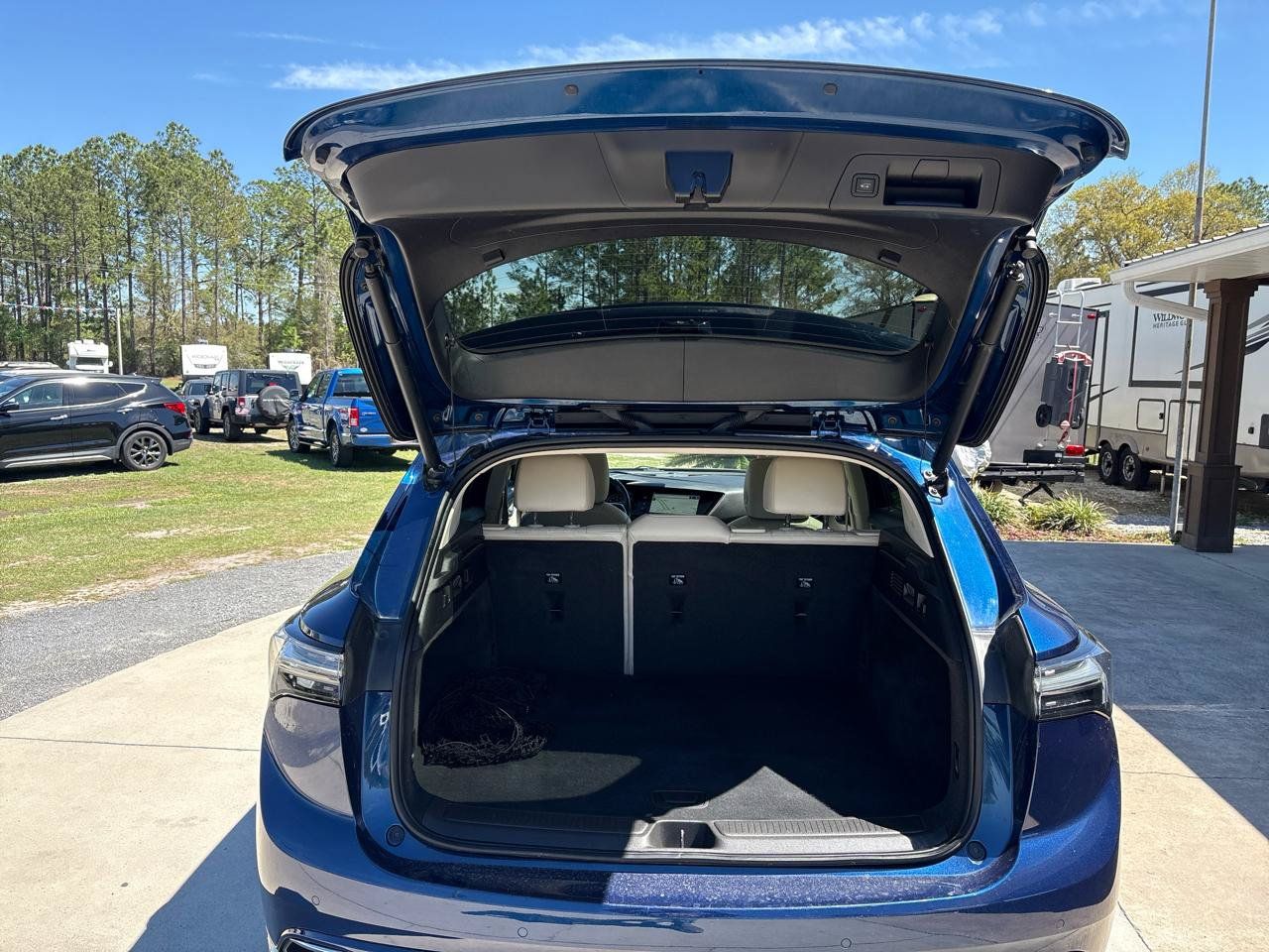 Used 2023 Buick Envision Avenir FWD image 21