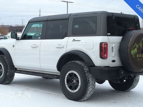 Used 2024 Ford Bronco Outer Banks w/ Sasquatch Package image 3