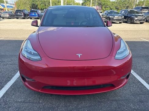 Used 2021 Tesla Model Y Long Range image 1