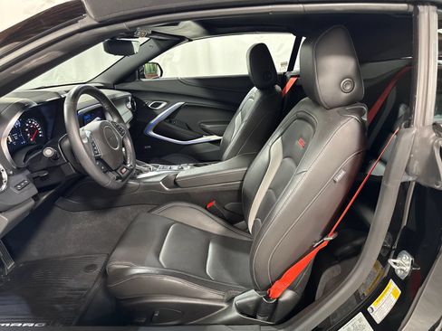 Used 2024 Chevrolet Camaro SS RWD image 3