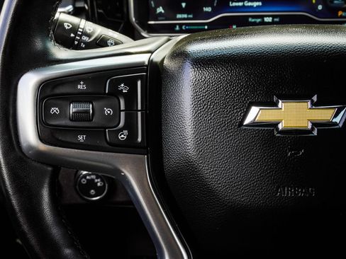Used 2023 Chevrolet Silverado 1500 LT AWD/4WD image 29