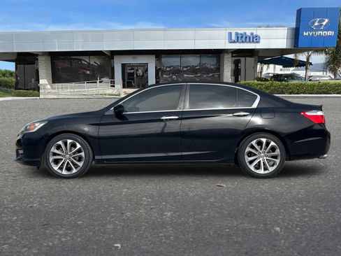 Used 2015 Honda Accord Sport image 5