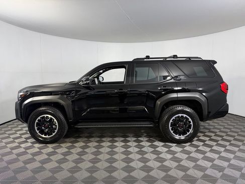 Used 2025 Toyota 4Runner TRD Off-Road Premium w/ Tow Technology Package AWD/4WD image 11