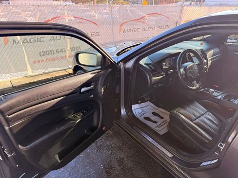 Used 2016 Chrysler 300 S w/ 300S Premium Group image 14