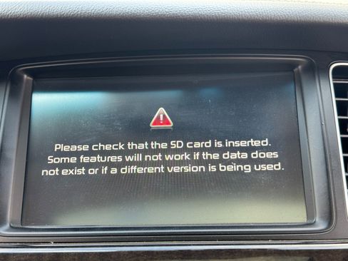 Used 2014 Kia Cadenza Premium w/ Luxury Package image 24