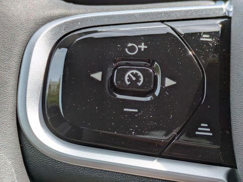 New 2026 Volvo XC60 T8 Plus w/ Protection Package Premier image 26