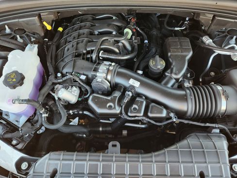 New 2025 Jeep Grand Cherokee Altitude image 20