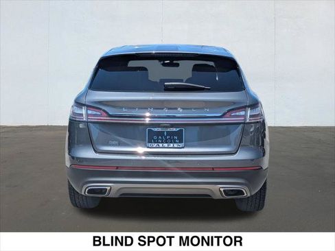 Used 2023 Lincoln Nautilus Reserve w/ Equipment Group 201A FWD image 4