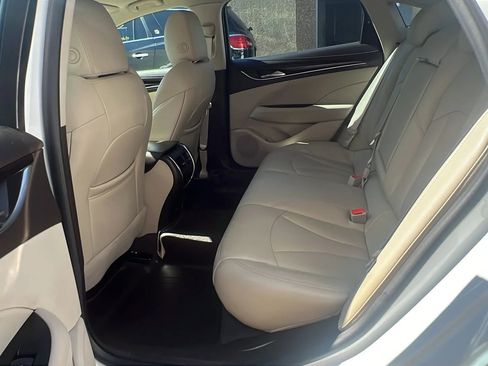 Used 2017 Buick LaCrosse Preferred image 28